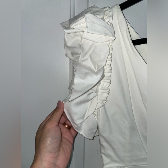 Vesper White One Shoulder ruffle detail Midi Dress Women’s US size 2 - Picture 9 of 9